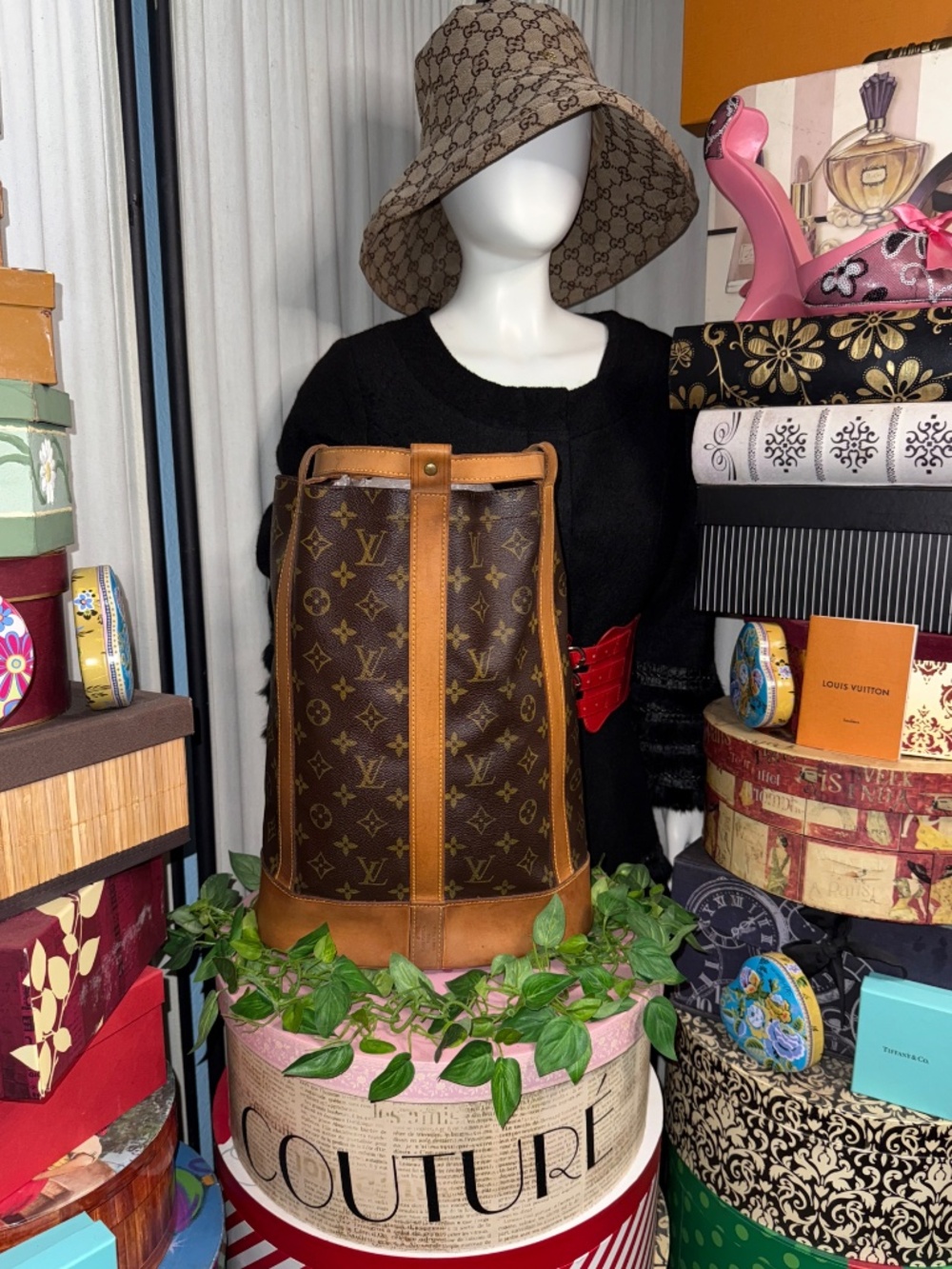 SASSY LOUIS VUITTON MONOGRAM BUCKET SLING BACKPACK! - Picture 3 of 16